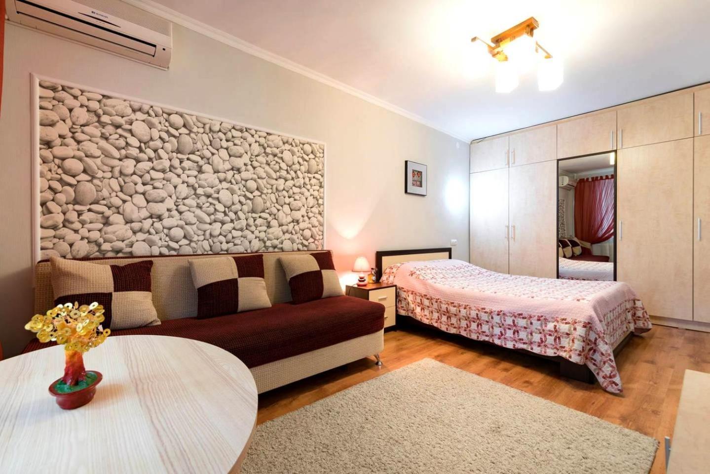 Nadezhda Apartments On Abay Avenue 59 อัลมาตี ภายนอก รูปภาพ